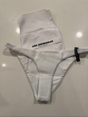 ARK Swimwear White Cheeky Bikini Bottom - size M, NWT